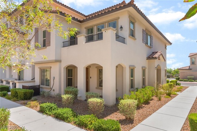 property at 161 Lomita Heights Dr