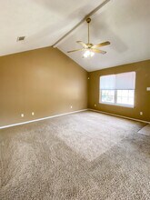 2410 Brittain Ct in College Station, TX - Building Photo - Building Photo