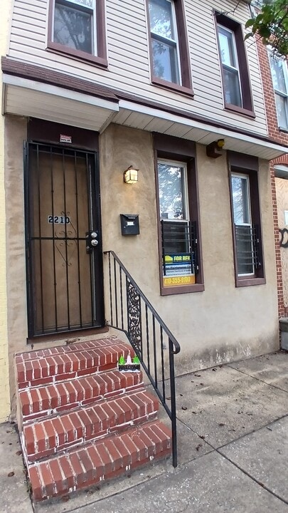 2210 Sidney Ave in Baltimore, MD - Foto de edificio