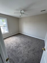 45 Stanley St, Unit Apartment 2 in Lowell, MA - Building Photo - Building Photo