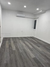 613 NE 5th St in Florida City, FL - Building Photo - Building Photo