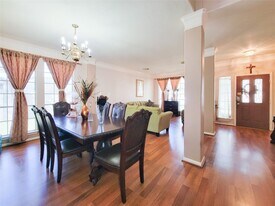 8002 Weeping Willow Pl in Missouri City, TX - Building Photo