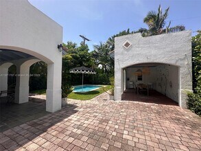 375 Plymouth Rd in West Palm Beach, FL - Building Photo - Building Photo