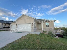 2117 N 26th St in Ozark, MO - Building Photo