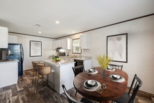 1064 Revere Ln in Kalamazoo, MI - Building Photo