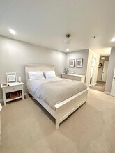 14905 SW Sandhill Loop, Unit 201 in Beaverton, OR - Building Photo - Building Photo