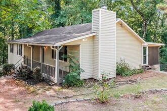 4035 N Quail Dr in Douglasville, GA - Building Photo - Building Photo