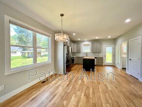 308 London Rd in Asheville, NC - Building Photo - Building Photo