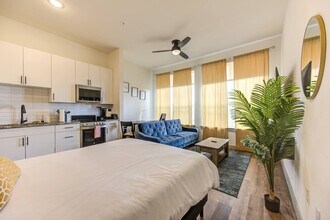 1111 Shepherd Dr in Houston, TX - Building Photo - Building Photo