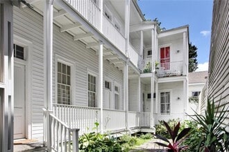 1711 Second St in New Orleans, LA - Building Photo - Building Photo