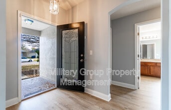 11916 Hayden Lakes Cir in Jacksonville, FL - Building Photo - Building Photo