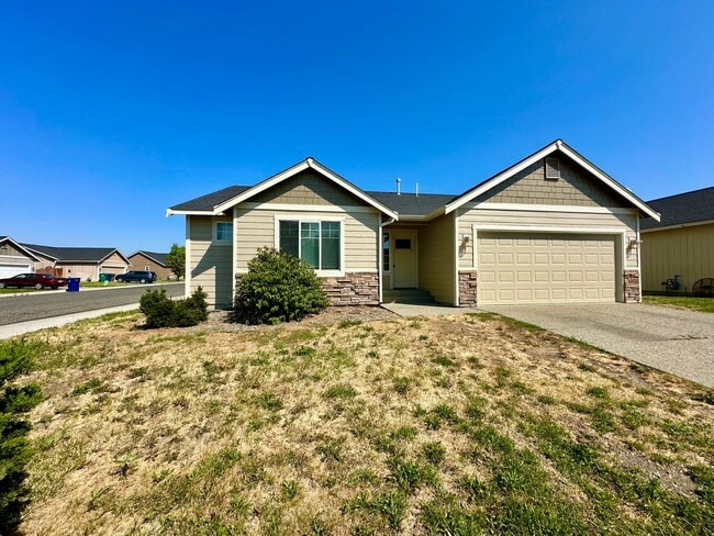 211 Maci Ct in Ellensburg, WA - Building Photo - Building Photo