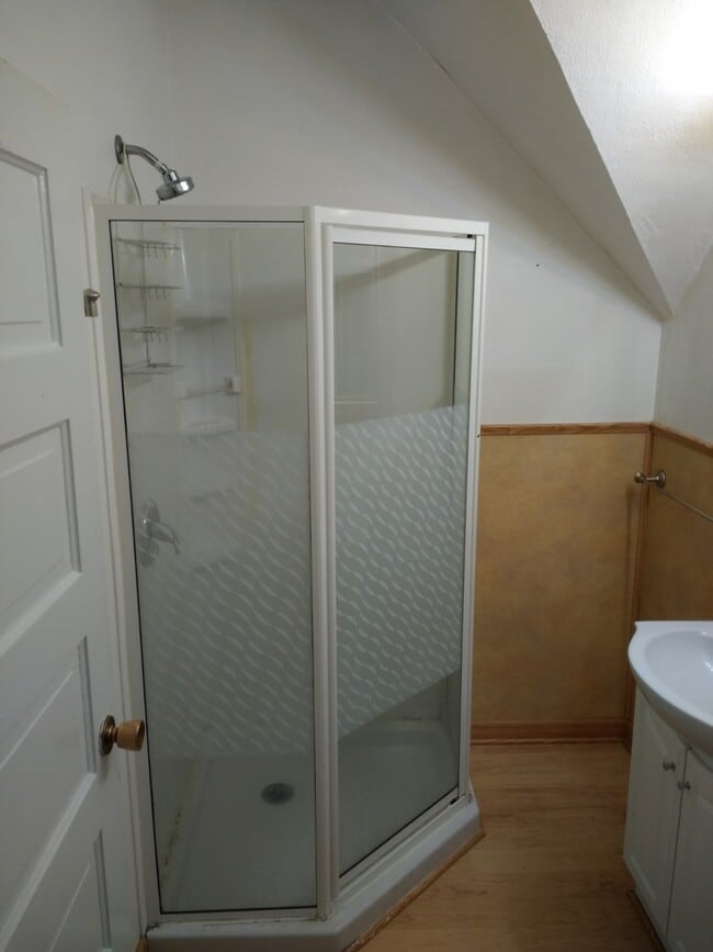 320 Platt St, Unit 320.5 platt in Eau Claire, WI - Foto de edificio - Building Photo