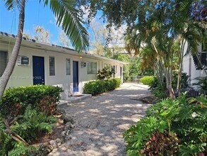 13025 Emerald Dr-Unit -254 in North Miami, FL - Building Photo - Building Photo