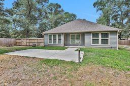 18050 Pinemont Rd in Willis, TX - Building Photo - Building Photo