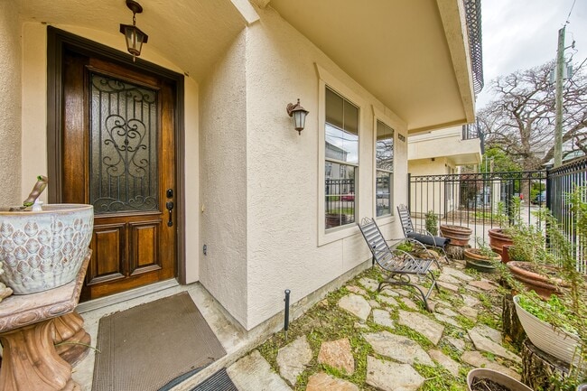 property at 6310 Hamman St