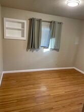 1231 Elm Dr, Unit 1S in Webster Groves, MO - Foto de edificio - Building Photo