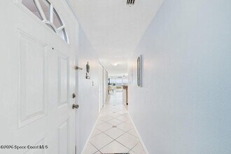 1305 S Atlantic Ave in Cocoa Beach, FL - Building Photo - Building Photo