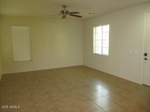 3449 S Falcon Dr in Gilbert, AZ - Building Photo - Building Photo