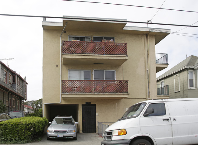 941 37th St in Oakland, CA - Foto de edificio - Building Photo