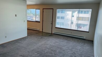 1123 5th Ave S, Unit 8 in Edmonds, WA - Building Photo - Building Photo