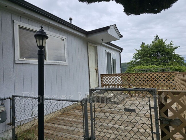 property at 320 NE Jorgen St