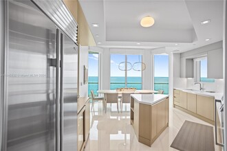 16051 Collins Ave, Unit 3202 in Sunny Isles Beach, FL - Building Photo - Building Photo