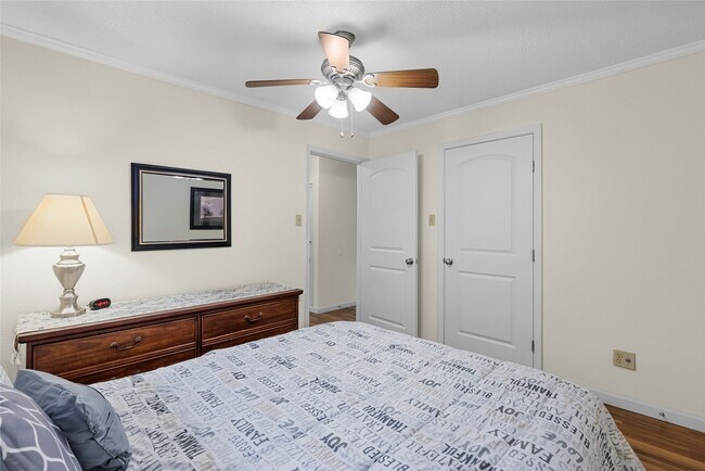 property at 4727 Alabama St