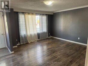 1331 Limberlost Rd in London, ON - Building Photo - Building Photo