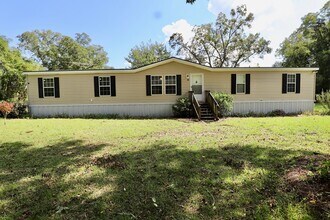 3852 Loss Brook Rd in Manning, SC - Building Photo - Building Photo
