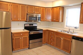 3300 Newbury St in Manhattan, KS - Building Photo - Building Photo