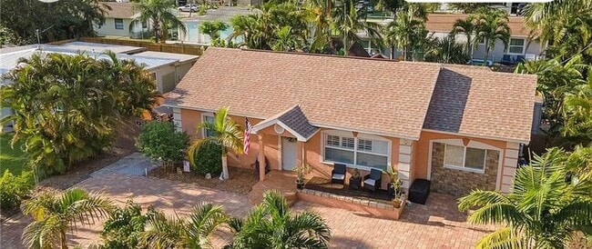 1535 Ransom St in Ft. Myers, FL - Building Photo - Building Photo