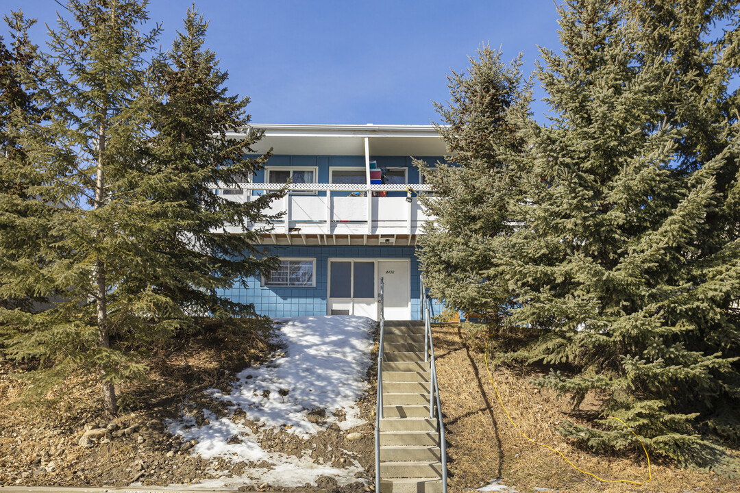 4436 4 St NW in Calgary, AB - Building Photo