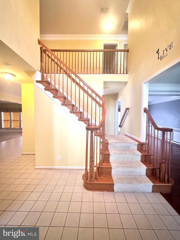 332 Rubens Cir