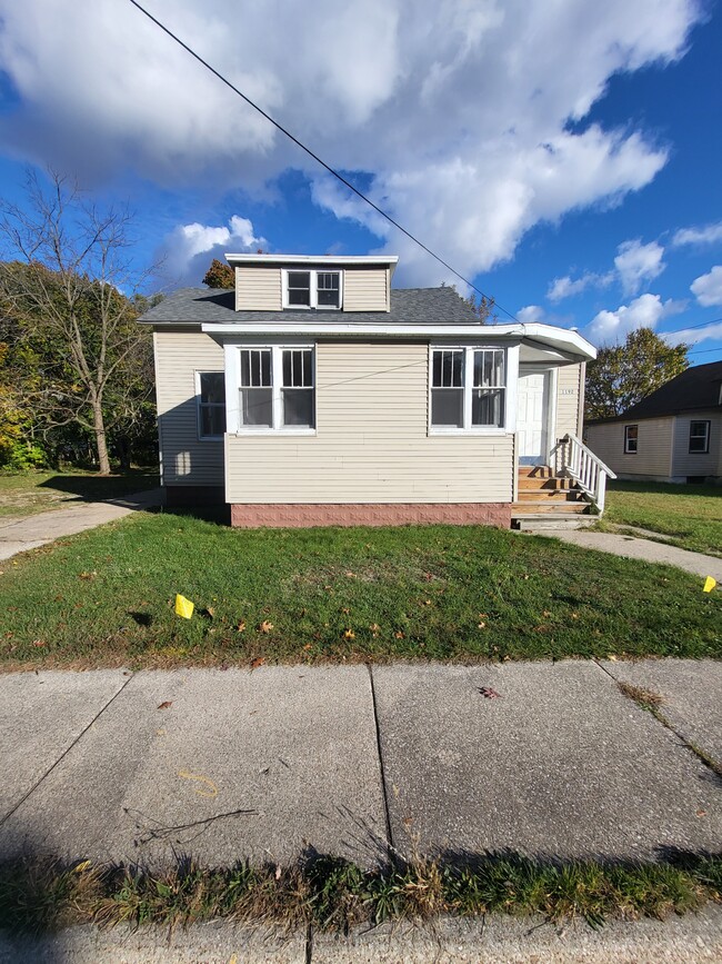 property at 1192 Maple St