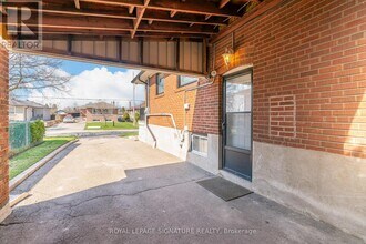 63 Packard Blvd in Toronto, ON - Building Photo - Building Photo