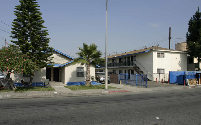 5219-5229 Maywood Ave in Maywood, CA - Building Photo - Building Photo