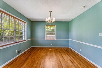 3844 Rena Ln SE in Smyrna, GA - Building Photo - Building Photo