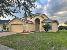 2723 Star Grass Cir in Kissimmee, FL - Building Photo