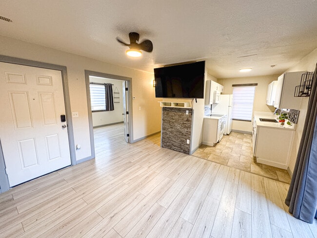 property at 2241 S Buckley Rd