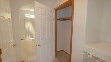 16805 NE 9th St in Vancouver, WA - Building Photo - Building Photo