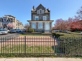 1701 N Front St in Harrisburg, PA - Building Photo