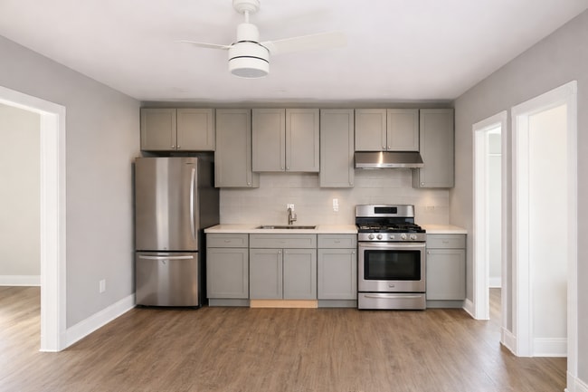 31 Marble Ave, Unit 31 Marble Ave - Unit 2 in Burlington, VT - Foto de edificio - Building Photo