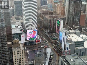 252 Church St in Toronto, ON - Building Photo - Building Photo