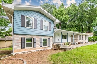 1574 Old Spring House Ln in Dunwoody, GA - Building Photo - Building Photo