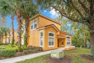 8447 Crystal Cove Loop in Kissimmee, FL - Building Photo