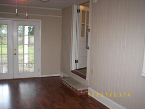 2236 Delaney Dr in Burlington, NC - Foto de edificio - Building Photo