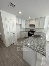 10543 McClintock Dr in Converse, TX - Building Photo - Building Photo