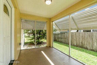 533 E Lincoln Ave in Melbourne, FL - Building Photo - Building Photo