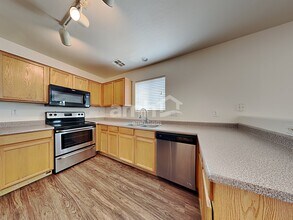 6727 W Desert Ln in Laveen, AZ - Foto de edificio - Building Photo